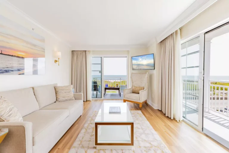 Best Coastal Luxury Resorts in the US: A Strategic Audit for Travelers
