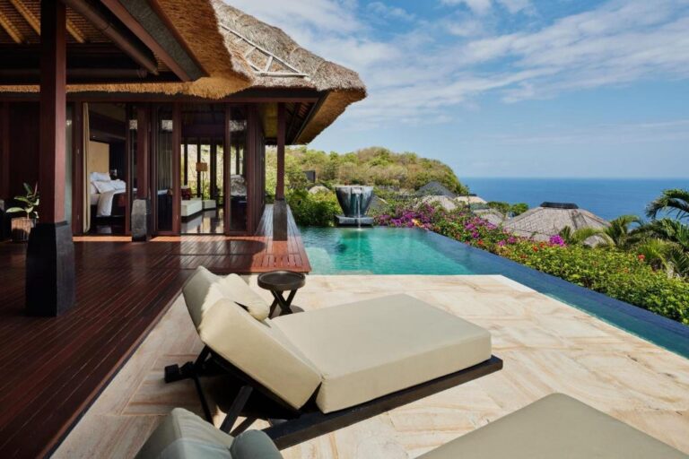 Best Luxury Resorts for Couples: An Analytical Guide to Elite Travel