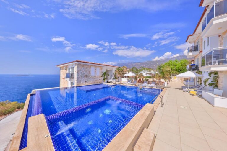 Common Luxury Resort Amenity Mistakes: A Strategic Audit for Travelers