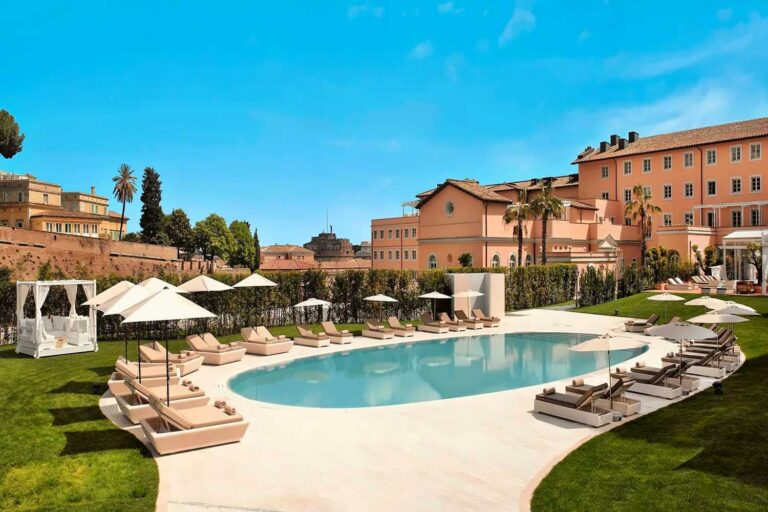 How to Plan Luxury Resort Group Travel on a Budget: Strategic Operational Guide